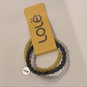 Lolë hair ties